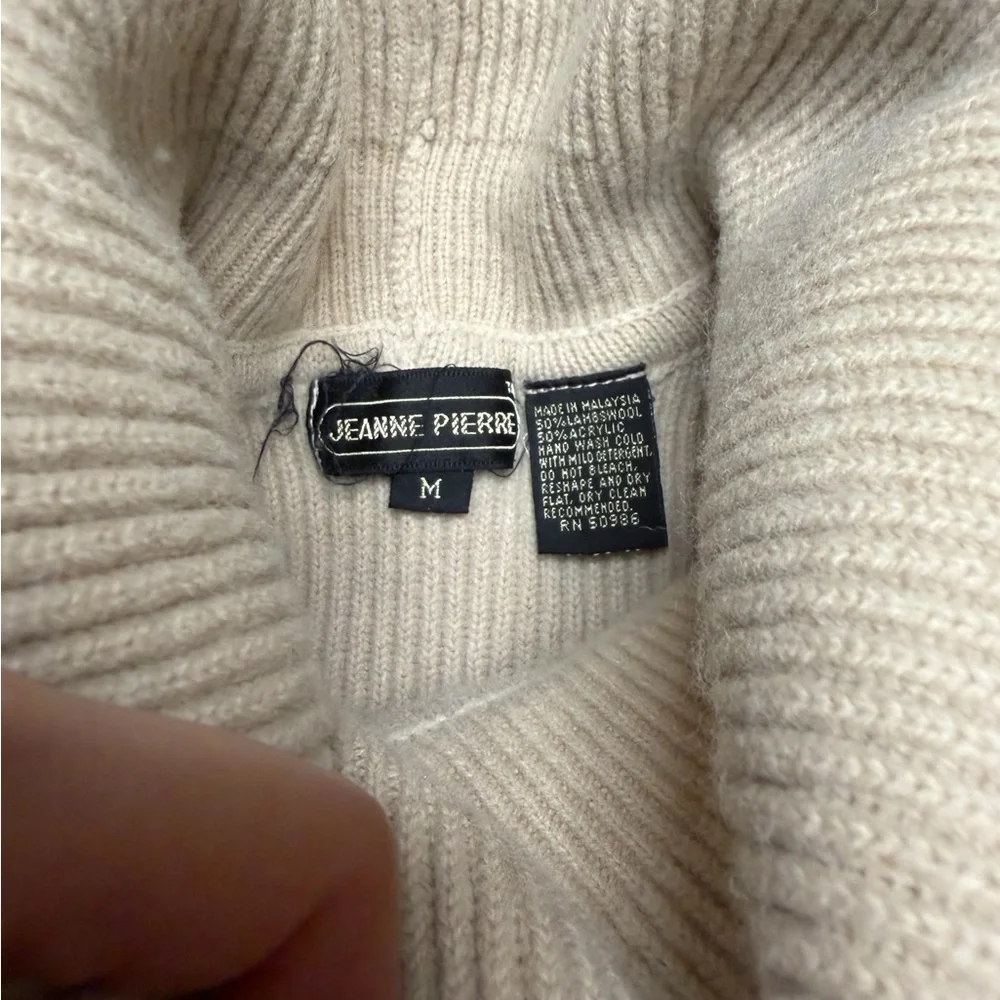 🤍 Jeanne Pierre Ribbed‎ Turtleneck Sweater 🤎 Cream Knit Classic 🤍 - Picture 5 of 5